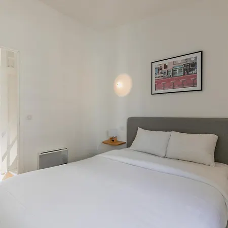 Brand New - Exquisite And Sunny Parisian Loft Apartment