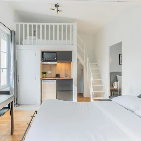 Apartment Brand New - Exquisite And Sunny Parisian Loft *