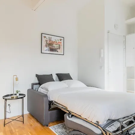 Brand New - Exquisite And Sunny Parisian Loft *